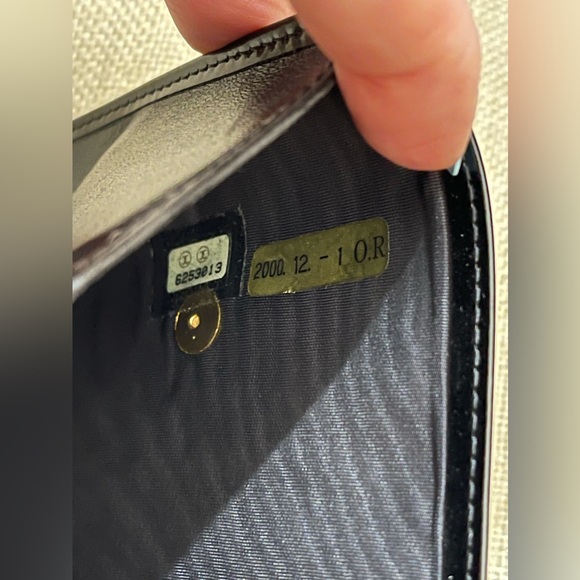 🎬COA⭐️CHANEL Patent Leather Mini CC Trifold Wallet w/BOX & 🛍️BAG⭐️💯Authentic - Picture 15 of 17